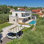 Villa Mila