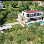Villa Mila