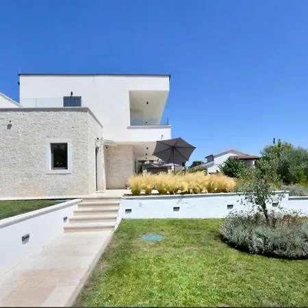 Mila Villa Tar-Vabriga