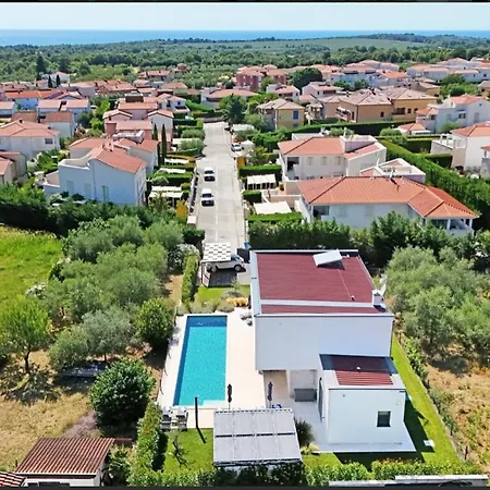 Villa Mila *